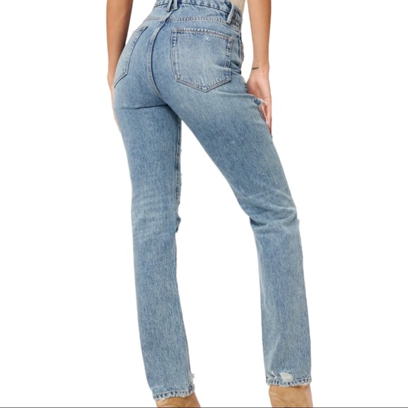 Good American Good Boy Shredded High Waist Boyfriend Jeans in Blue (4) - Picture 5 of 15